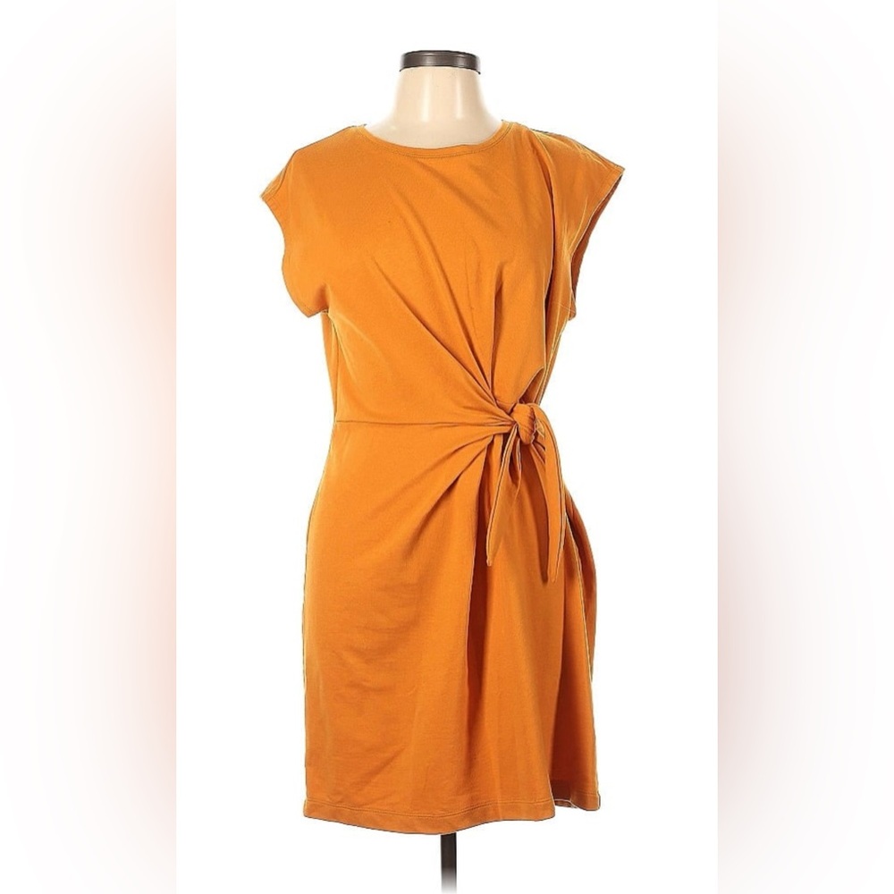 Nine West dress. Size large.